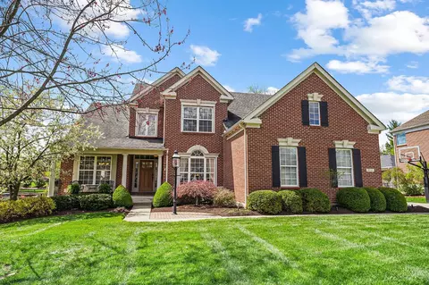 Exterior - 9737 Zig Zag Rd, Montgomery, OH 45242 photo 7 of 27