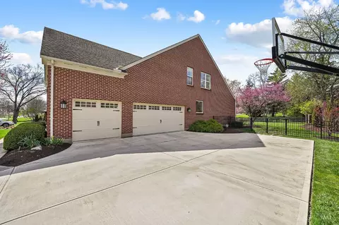 Exterior - 9737 Zig Zag Rd, Montgomery, OH 45242 photo 23 of 27