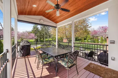 Exterior - 9737 Zig Zag Rd, Montgomery, OH 45242 photo 12 of 27
