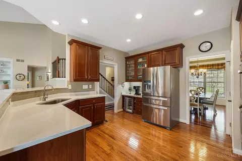 Kitchen - 9737 Zig Zag Rd, Montgomery, OH 45242 photo 2 of 11
