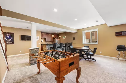 Living - 9737 Zig Zag Rd, Montgomery, OH 45242 photo 14 of 17