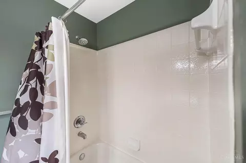Bath - 9737 Zig Zag Rd, Montgomery, OH 45242 photo 8 of 10