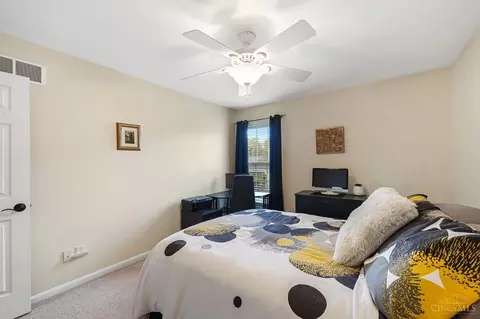 Bedroom - 9737 Zig Zag Rd, Montgomery, OH 45242 photo 10 of 11