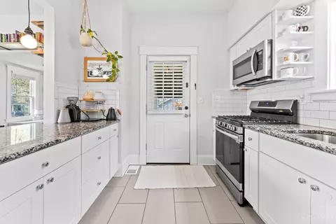 Kitchen - 5802 Adelphi St, Cincinnati, OH 45227 photo 2 of 4