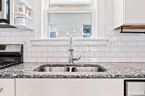 Bath - 5802 Adelphi St, Cincinnati, OH 45227 photo 1 of 5