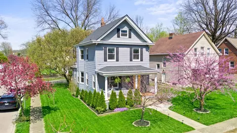 Exterior - 5802 Adelphi St, Cincinnati, OH 45227 photo 2 of 10