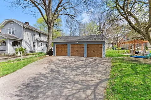 Exterior - 5802 Adelphi St, Cincinnati, OH 45227 photo 8 of 10