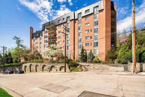 880 Rue De La Paix #T15, Cincinnati, OH 45220