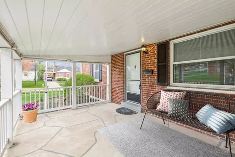 Exterior - 1697 Guise Ct, Reading, OH 45215 photo 4 of 11