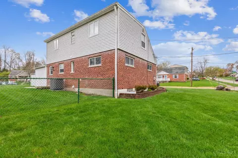 Exterior - 1697 Guise Ct, Reading, OH 45215 photo 10 of 11