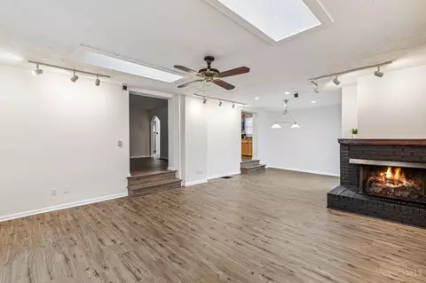 Living - 1697 Guise Ct, Reading, OH 45215 photo 4 of 5
