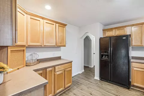 Kitchen - 1697 Guise Ct, Reading, OH 45215 photo 2 of 4