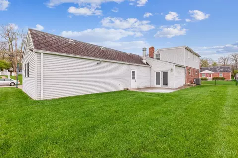 Exterior - 1697 Guise Ct, Reading, OH 45215 photo 7 of 11