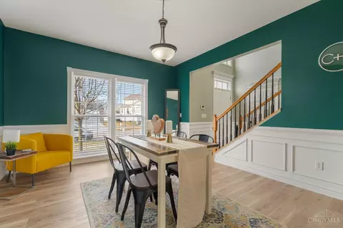 Dining - 213 Delaware Dr, Hamilton Township, OH 45039 photo 2 of 5