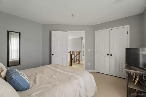 Bedroom - 213 Delaware Dr, Hamilton Township, OH 45039 photo 5 of 5