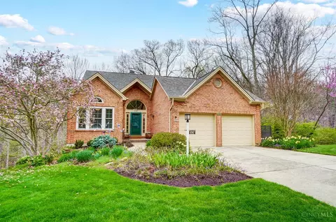 5767 Eaglesridge Ln, Cincinnati, OH 45230