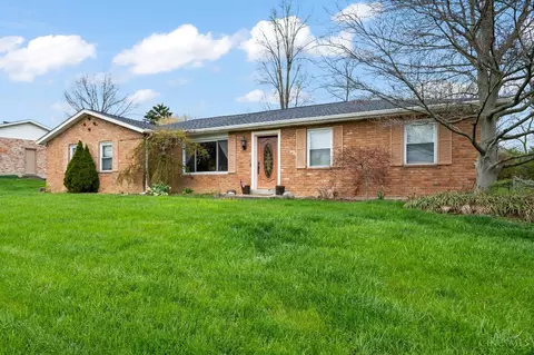 7116 Iron Kettle Dr, Hamilton, OH 45011