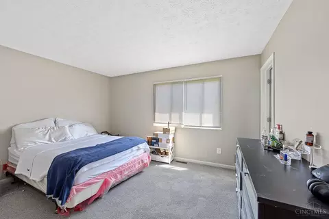 Bedroom - 1491 Hazelgrove Dr, Cincinnati, OH 45240 photo 2 of 3