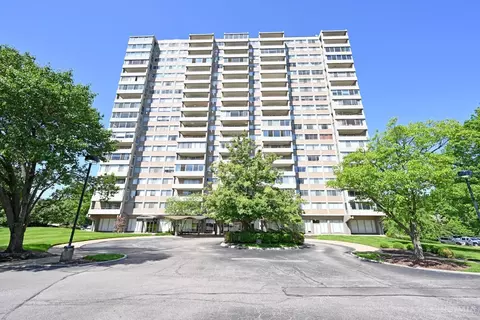 2324 Madison Rd #1501, Cincinnati, OH 45208