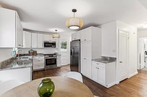 Kitchen - 3311 Hildreth Ave, Cincinnati, OH 45211 photo 2 of 4