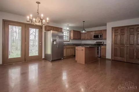 Kitchen - 2714 Cedar Trce, Batavia, OH 45103 photo 1 of 3