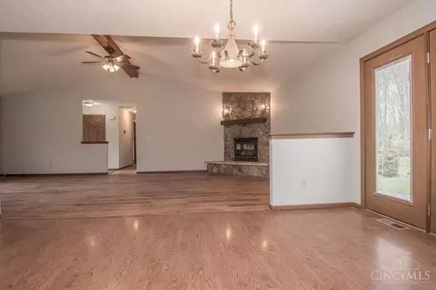 Living - 2714 Cedar Trce, Batavia, OH 45103 photo 2 of 2