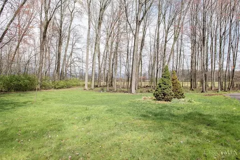 View/Area - 2714 Cedar Trce, Batavia, OH 45103 photo 1 of 2
