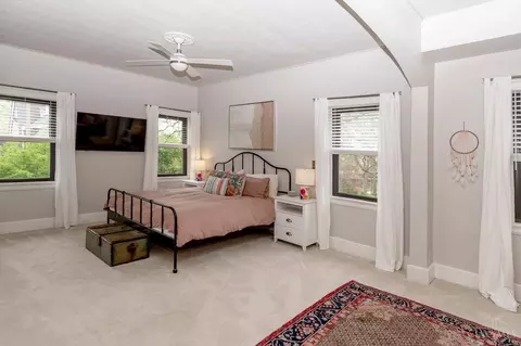 Bedroom - 3905 Leyman Dr, Cincinnati, OH 45229 photo 1 of 9