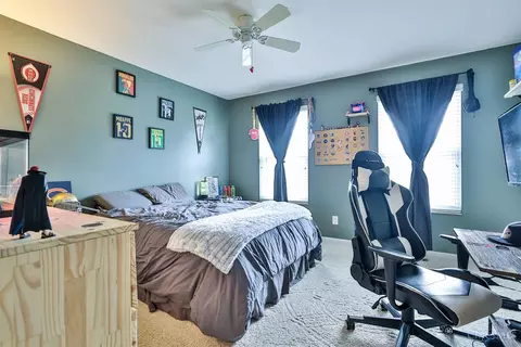 Bedroom - 7233 Eaglestone Ct, Liberty Township, OH 45044 photo 4 of 9