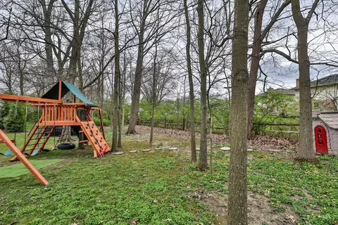 Exterior - 7233 Eaglestone Ct, Liberty Township, OH 45044 photo 8 of 11