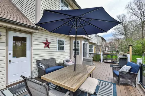 Exterior - 7233 Eaglestone Ct, Liberty Township, OH 45044 photo 5 of 11