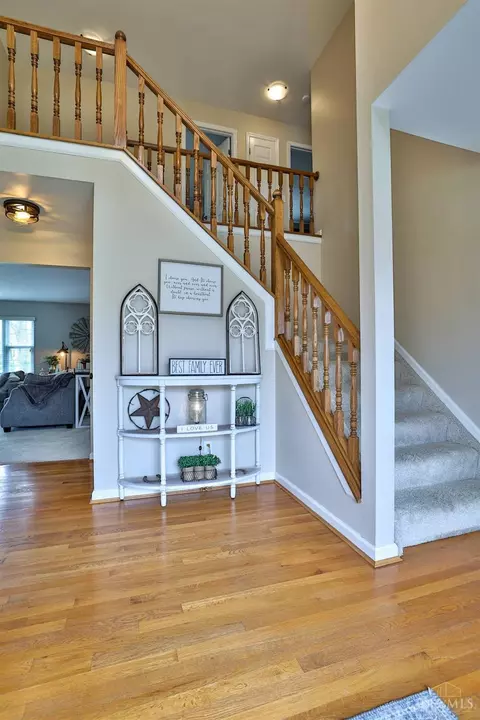 Entry Way - 7233 Eaglestone Ct, Liberty Township, OH 45044 photo 3 of 3