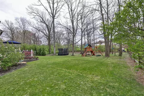 Exterior - 7233 Eaglestone Ct, Liberty Township, OH 45044 photo 6 of 11