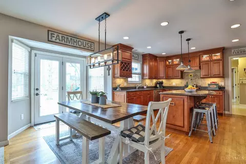 Dining - 7233 Eaglestone Ct, Liberty Township, OH 45044 photo 4 of 4