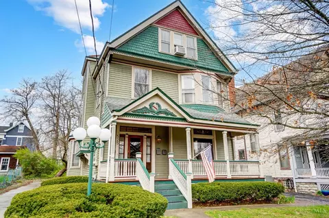 525 Hawthorne Ave, Cincinnati, OH 45205