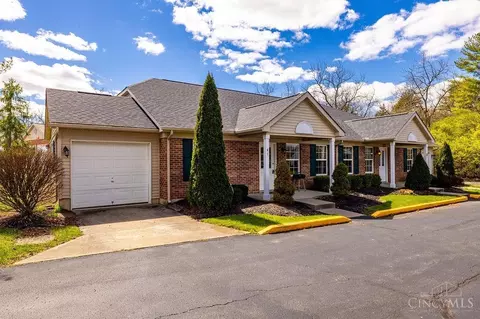 41 Indian Cove Cir, Oxford, OH 45056