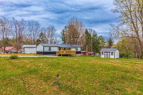 10836 Hiawatha Rd, Hillsboro, OH 45133