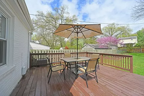 Exterior - 6990 Grace Ave, Mariemont, OH 45227 photo 10 of 18