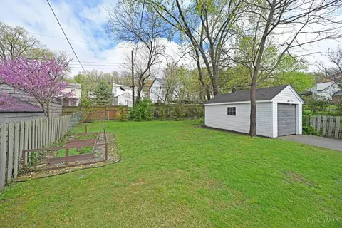 Exterior - 6990 Grace Ave, Mariemont, OH 45227 photo 13 of 18