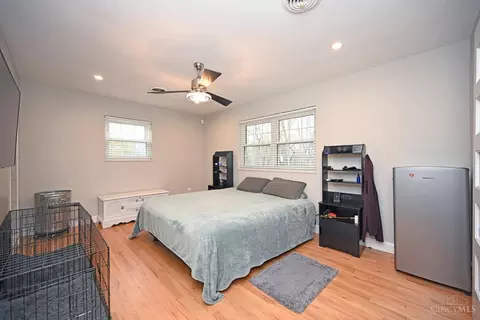 Bedroom - 525 Riddle Rd, Cincinnati, OH 45231 photo 1 of 6