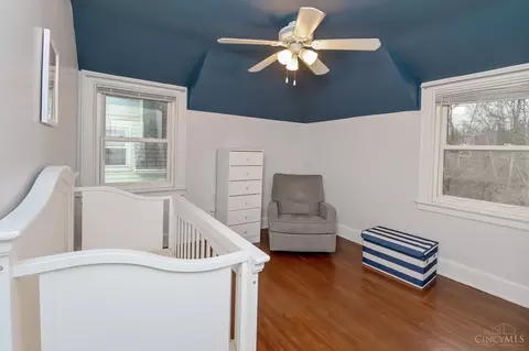 Bedroom - 3606 Madison Rd, Cincinnati, OH 45209 photo 4 of 6