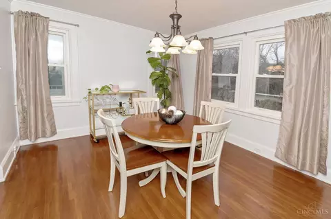 Dining - 3606 Madison Rd, Cincinnati, OH 45209 photo 1 of 2