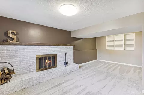 Living - 8893 Morley Pl, Maineville, OH 45039 photo 4 of 4