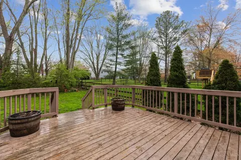 Exterior - 8893 Morley Pl, Maineville, OH 45039 photo 5 of 11