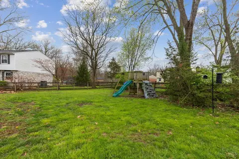 View/Area - 8893 Morley Pl, Maineville, OH 45039 photo 1 of 1