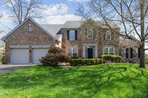 172 Bares Run Dr, Loveland, OH 45140