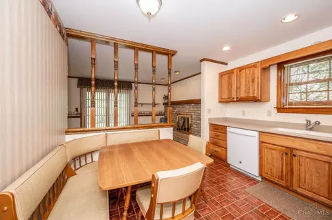 Dining - 1874 Creswell Dr, Cincinnati, OH 45240 photo 1 of 1