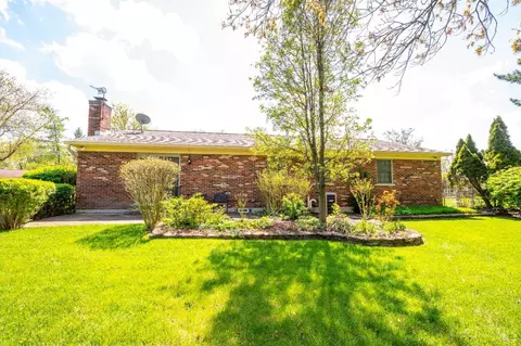 Exterior - 1874 Creswell Dr, Cincinnati, OH 45240 photo 4 of 10