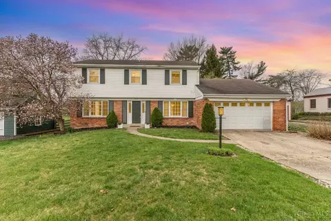 Exterior - 7631 Forest Rd, Cincinnati, OH 45255 photo 2 of 5