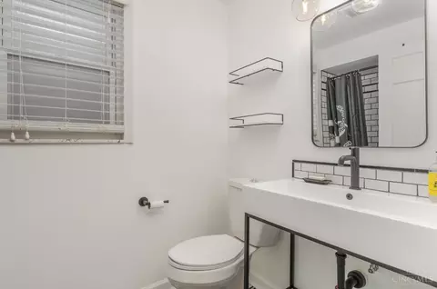 Bath - 7631 Forest Rd, Cincinnati, OH 45255 photo 1 of 3